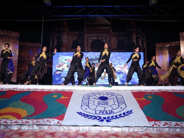 Silver Jubilee CelebrationSant Nischal Singh Public School, Ladwa